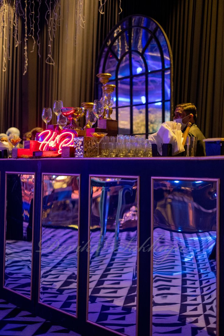 cocktail night decor